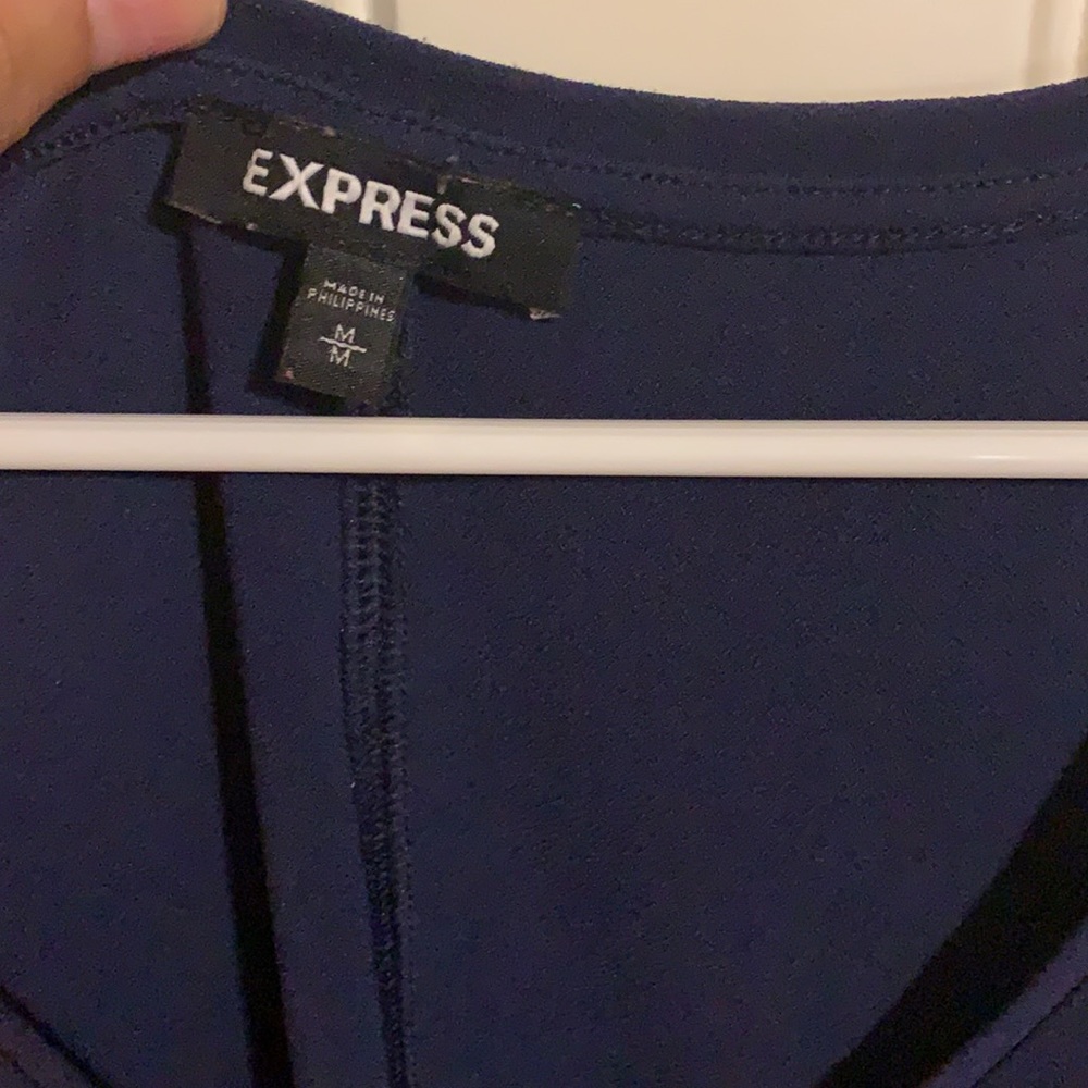 Express Top - Picture 2 of 4